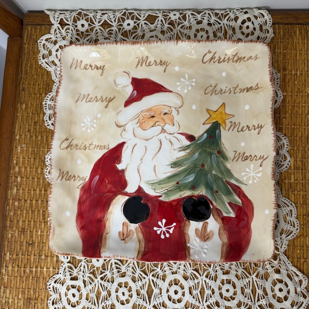 Maxcera Woodland Santa 11.5-Inch Square Christmas Plate Cutout Birdhouse Design